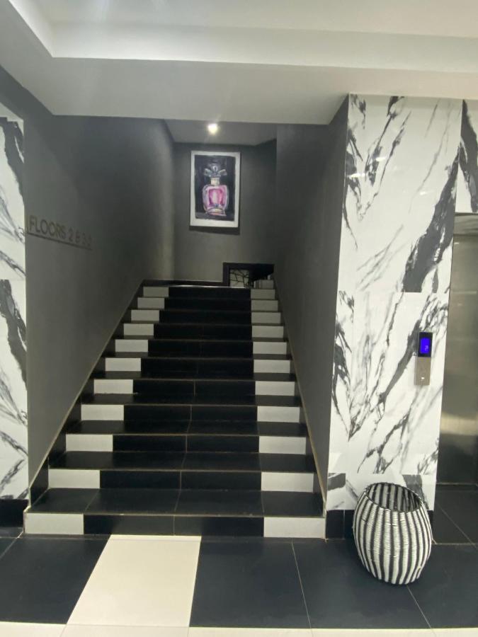 Muse Boutique Hotel Enugu Exteriör bild