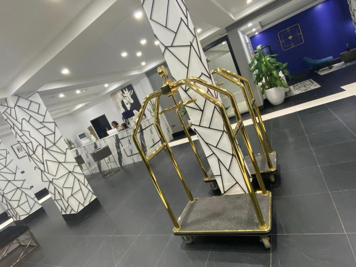 Muse Boutique Hotel Enugu Exteriör bild