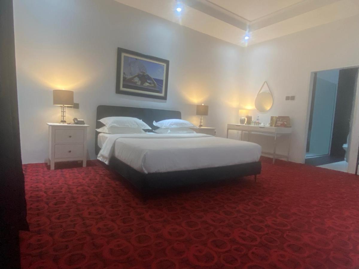 Muse Boutique Hotel Enugu Exteriör bild